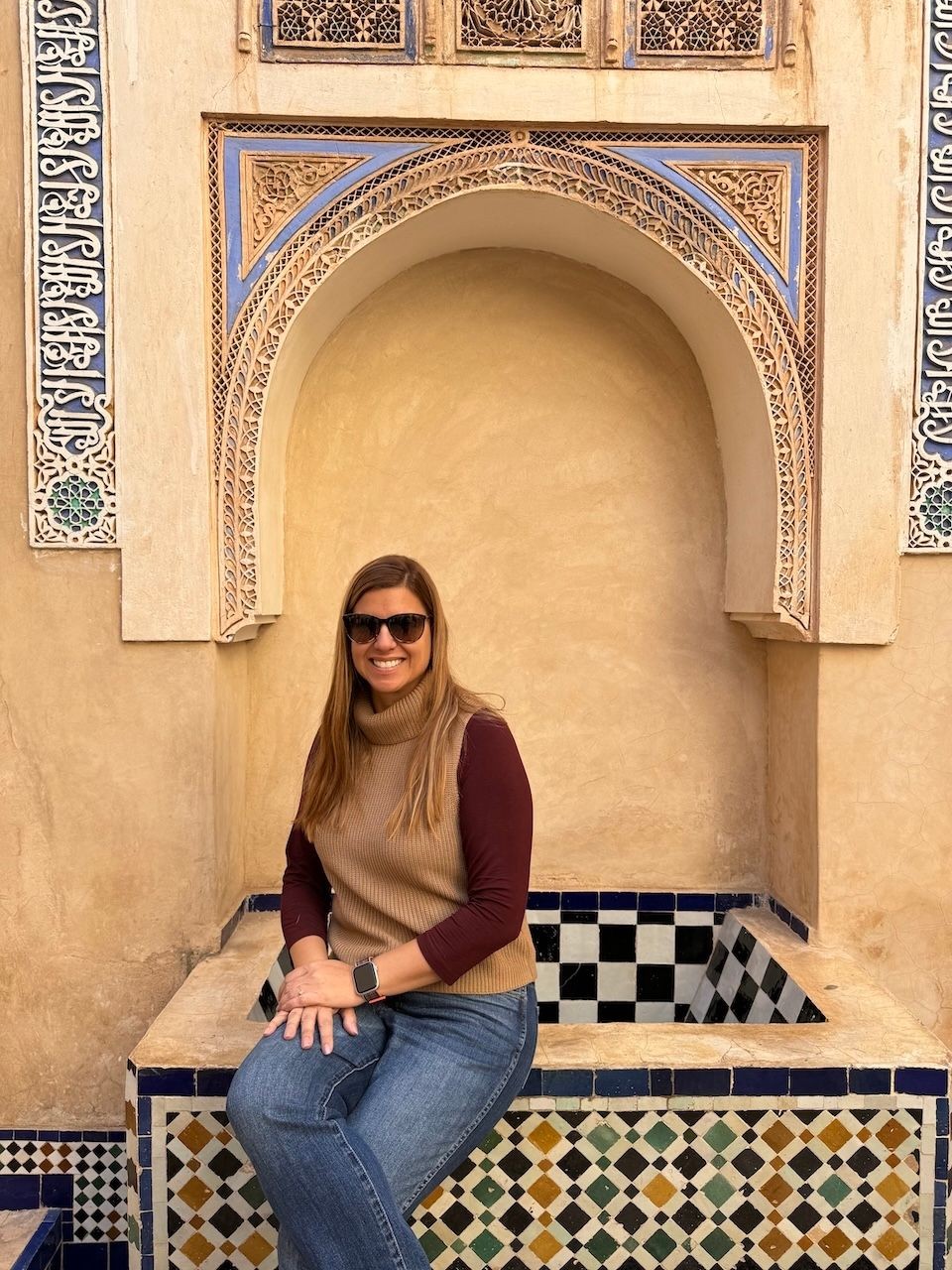 Diania Pimenta sitting in Morocco